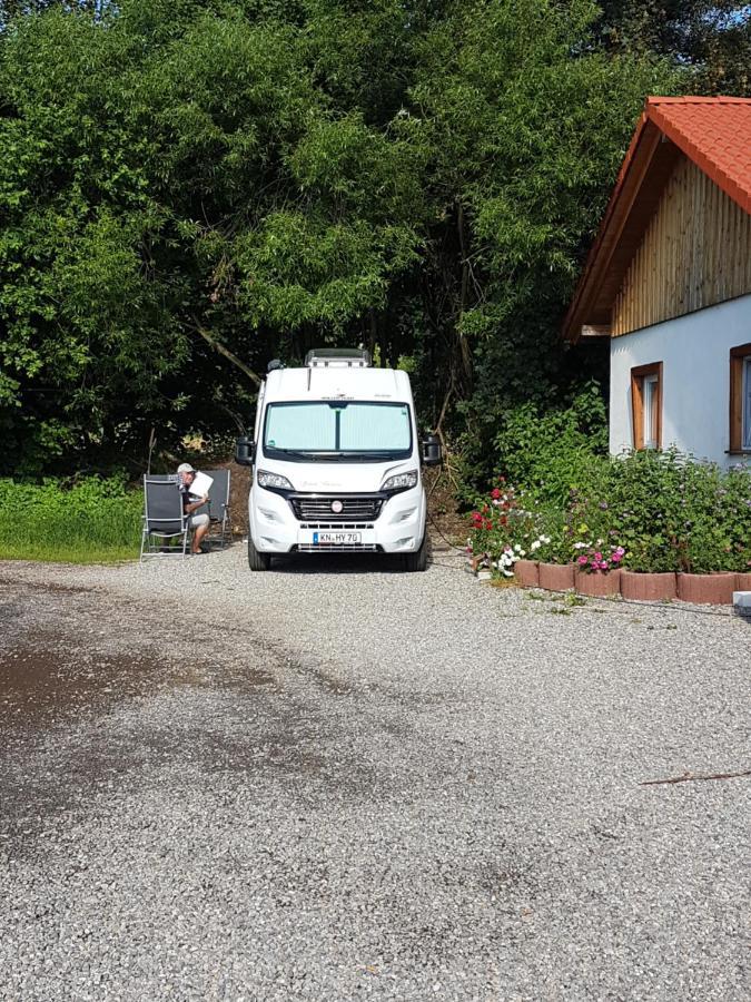 Bed and Breakfast Chrom Ranch Reiterhof à Memmingen Extérieur photo